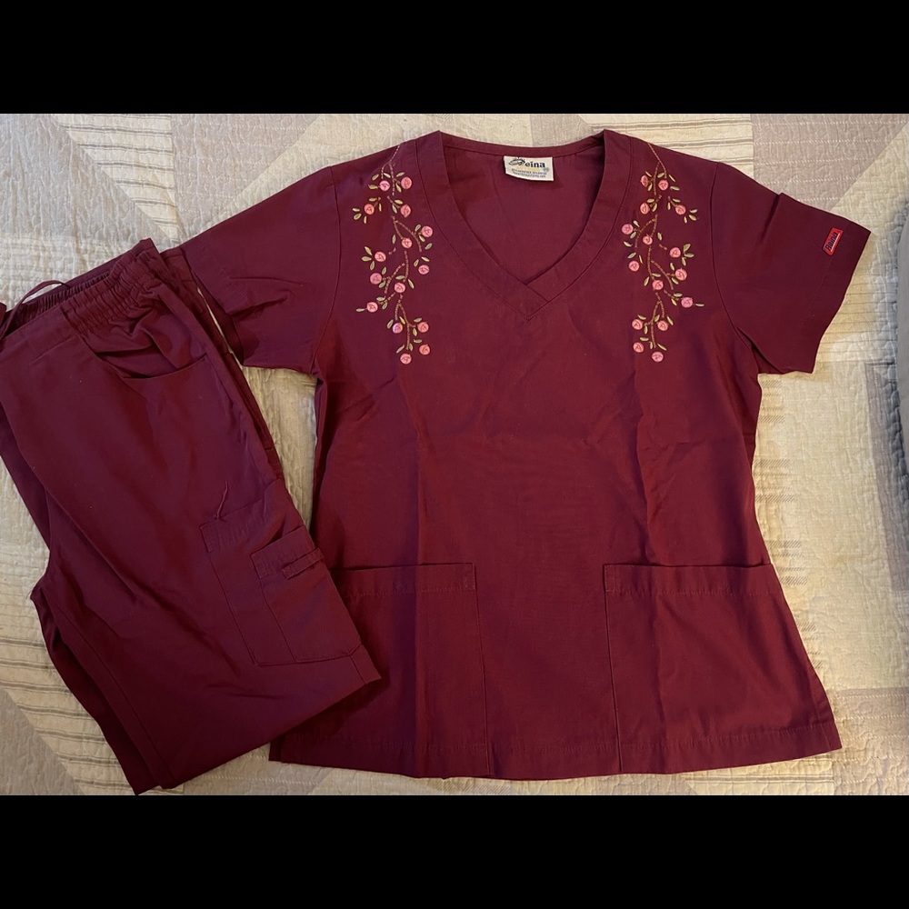 Reina Scrub Set